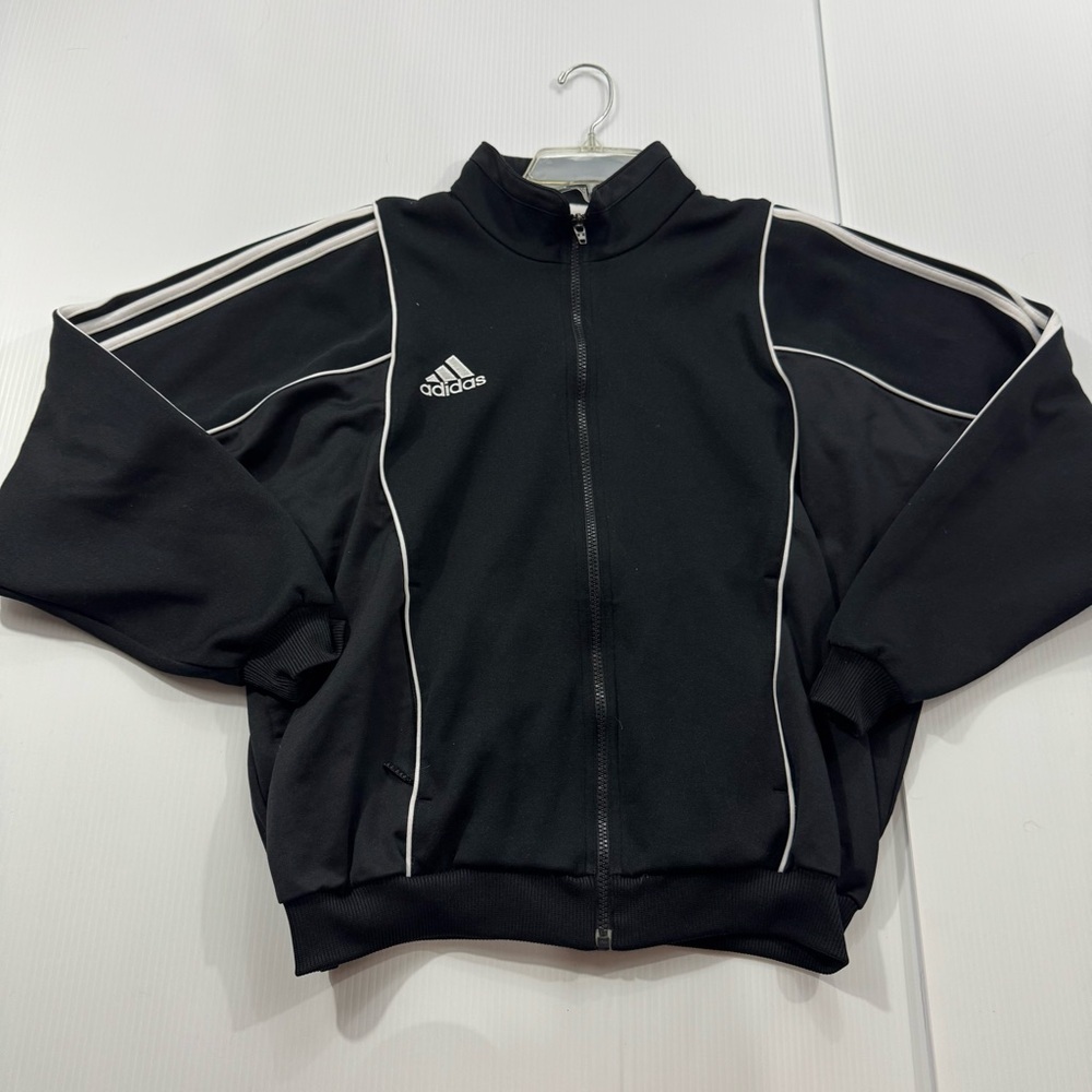 305. Kids Adidas Black and White Zip-Up Jacket (L)